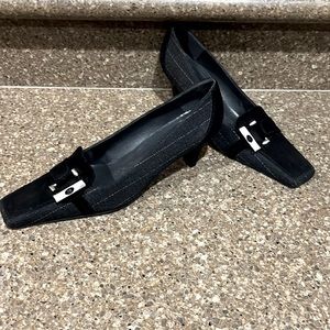 Stuart Weitzman Pumps